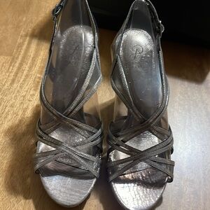 ADRIANNA PAPELL Gunmetal ADRI SZ 8M  heels